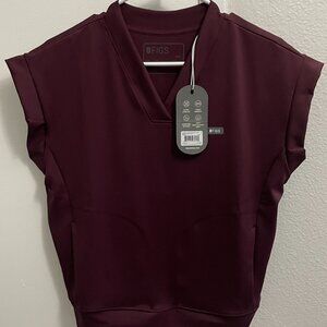 FIGS Mira FORMx Burgundy Small Scrub Top